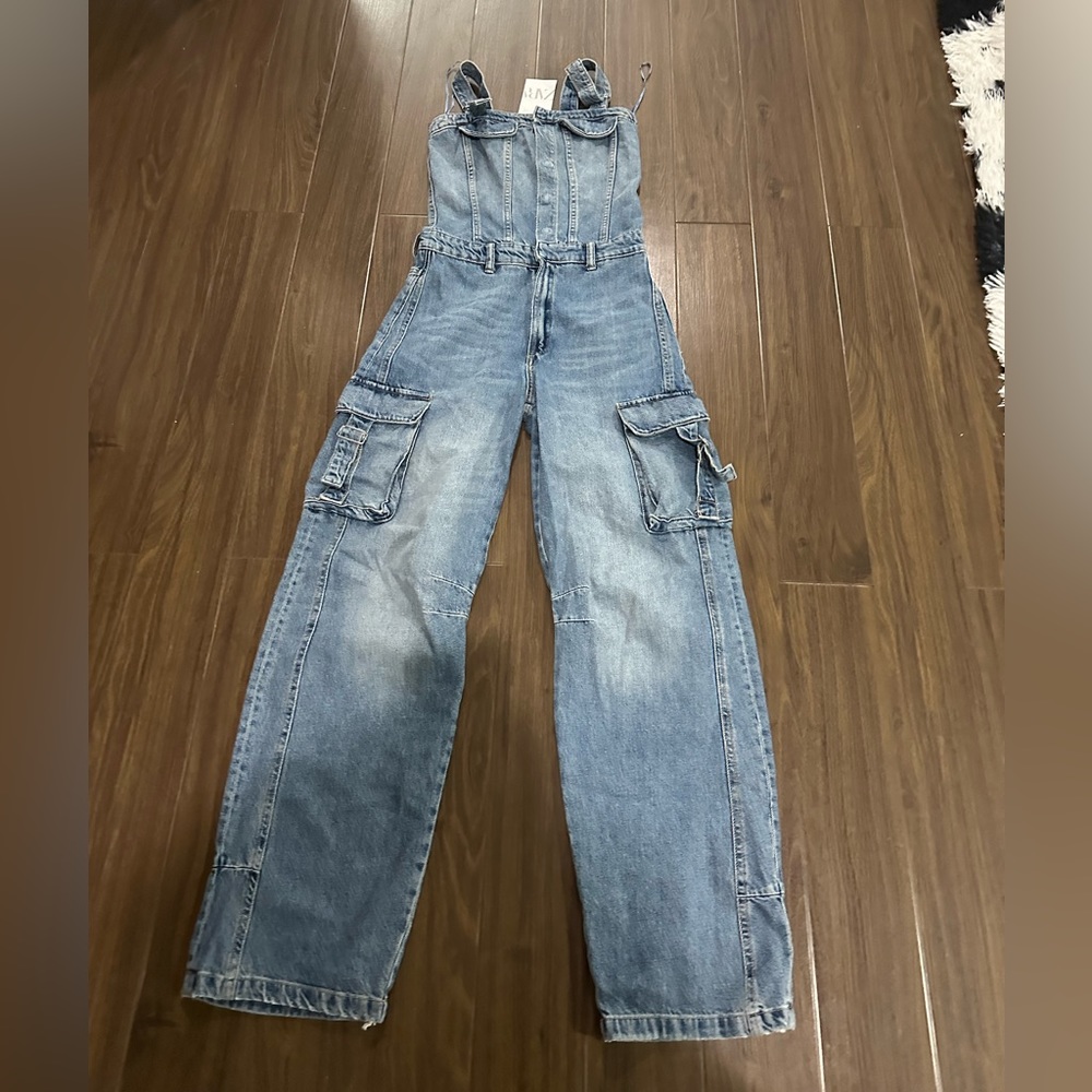 ZARA NWT WOMAN TRF DENIM CARGO
JUMPSUIT BLUE | 8197/238